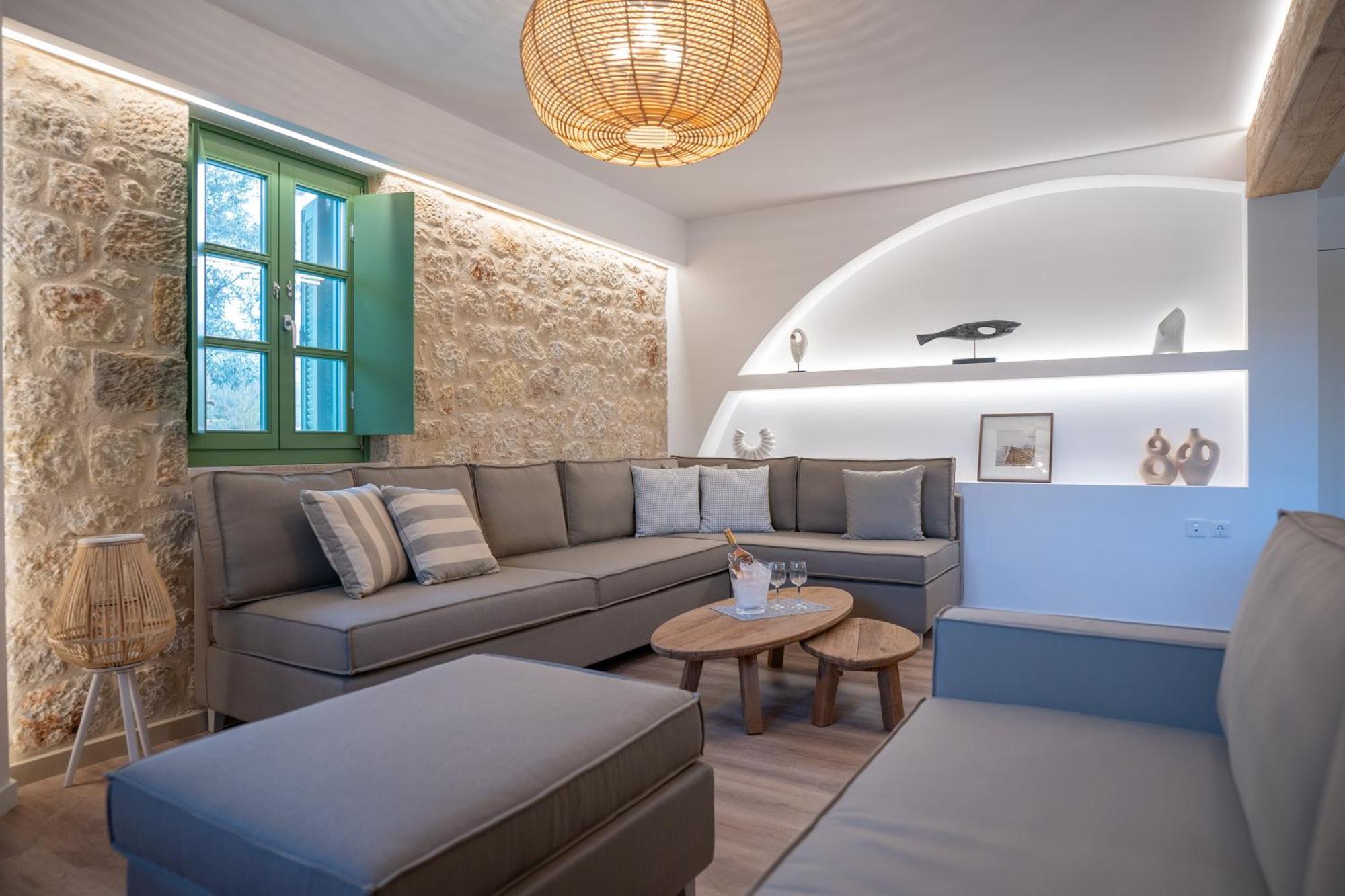 Olvio Suites Kardamyli Extérieur photo