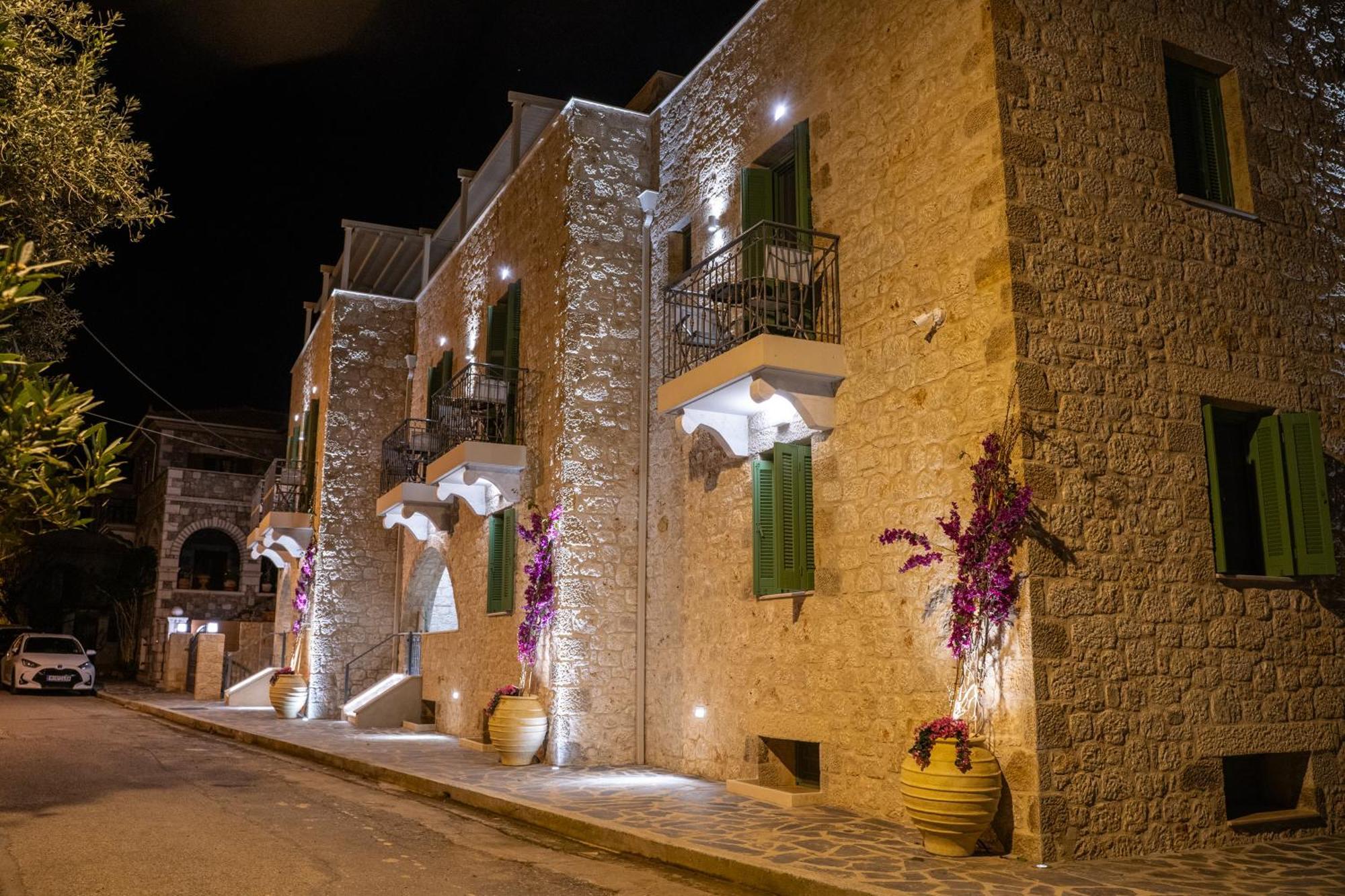 Olvio Suites Kardamyli Extérieur photo