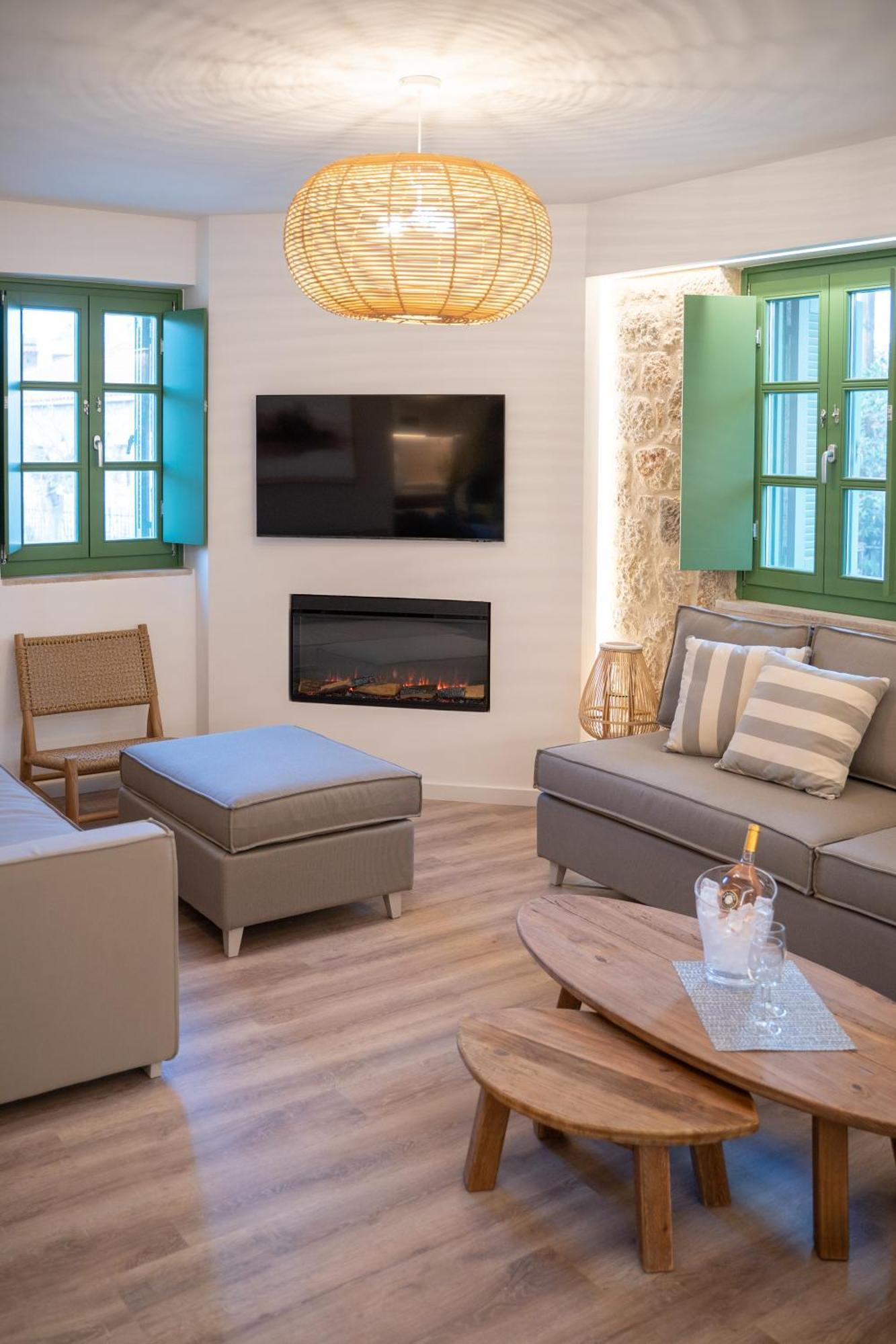 Olvio Suites Kardamyli Extérieur photo